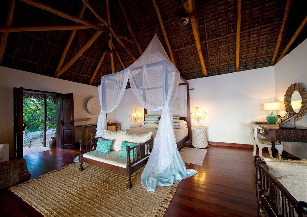 Azura Quilalea Island Hotel Exterior photo